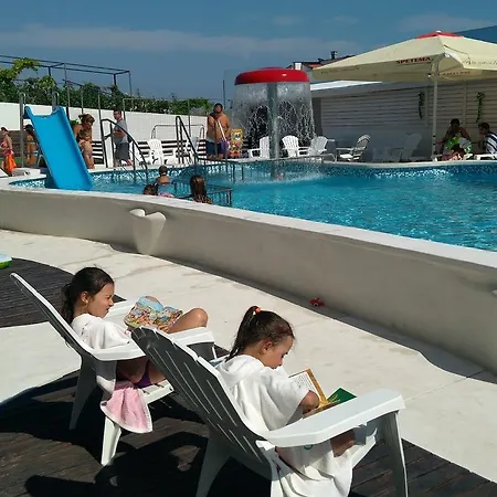 Golden Star Hotell